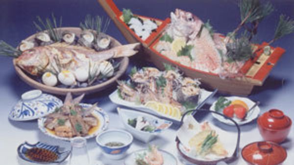 活魚料理旅館 若潮の鯛のおどりコース|淡路島の新鮮な鯛を贅沢に味わう人気会席料理